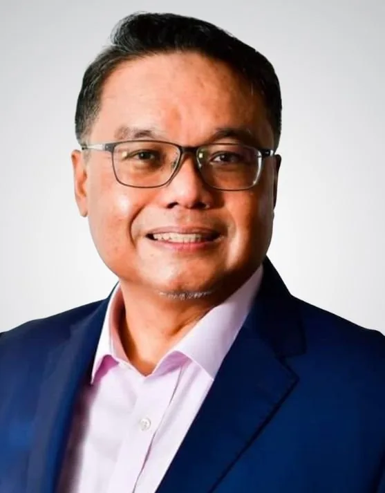 Dr Himli Ali